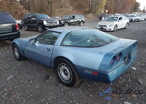 1984 Chevrolet Corvette из США, поврежденный, VIN 1G1AY0784E5127314